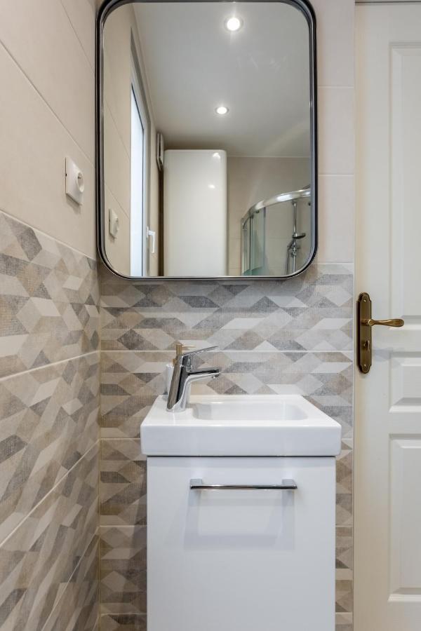 Staylib - Appartement 2 Pieces Aux Portes De Paris Сент-Уен Екстериор снимка